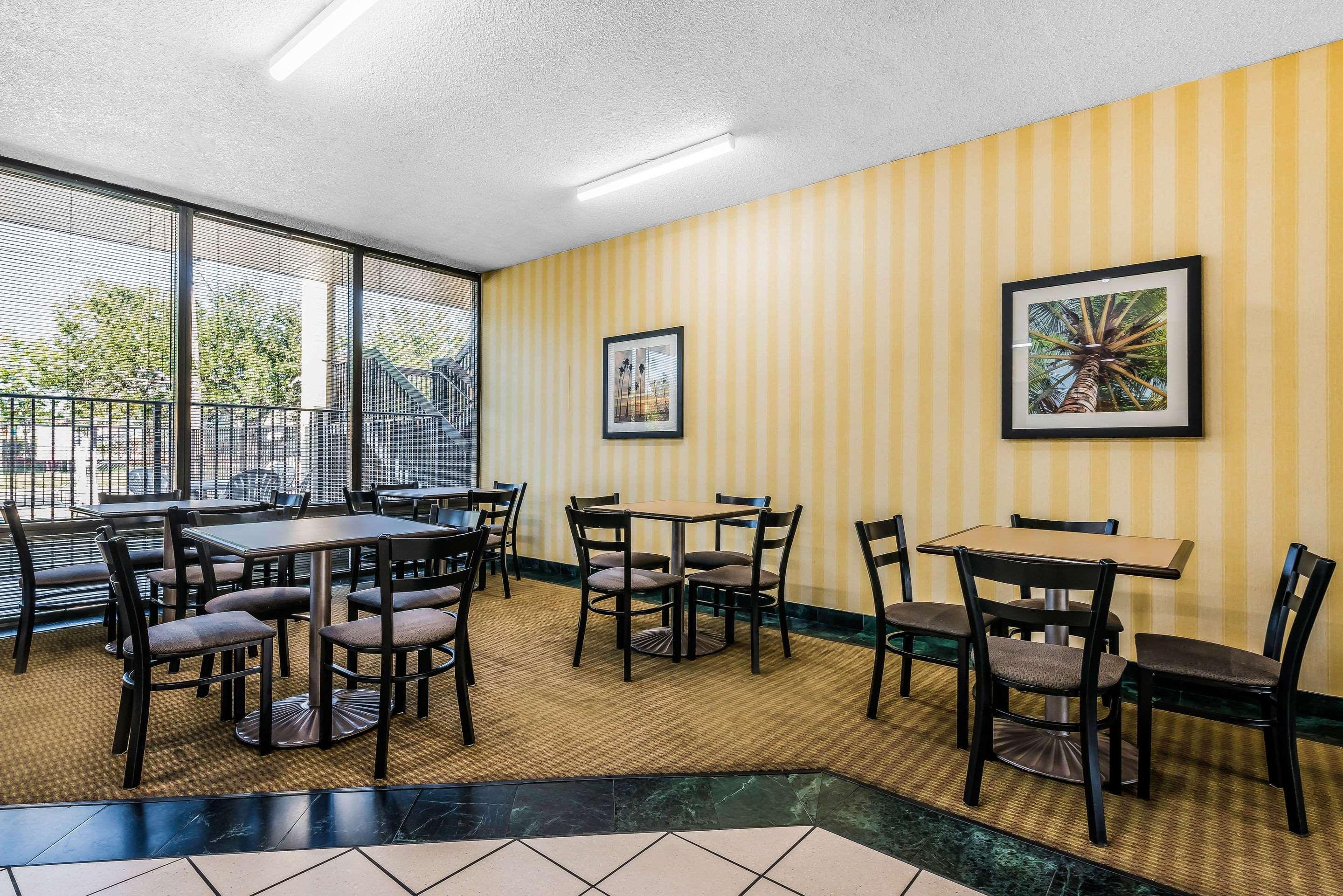 Quality Inn Fort Pierce Exteriör bild